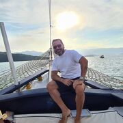  ,   Micheal, 47 ,   ,   