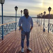  ,  Roman, 25