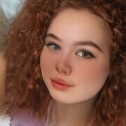  ,  Alina, 23