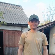  ,   Vladimir, 42 ,   ,   
