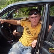  ,   Denis, 33 ,   