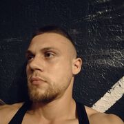  ,  Kolya, 25