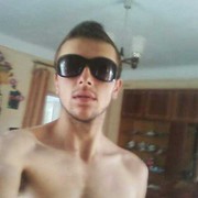  ,   Fans, 32 ,   ,   , c 