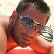  -,   Steeve, 40 ,   ,   , c 