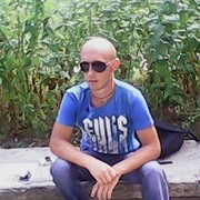  ,   Konstantin, 33 ,   