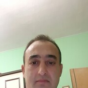  ,  Petro, 49