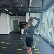  , 