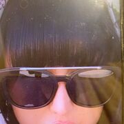  ,  Inessa, 25