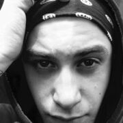  ,   Davit, 24 ,     , c , 