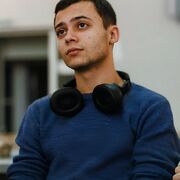  ,  Dumitru, 19
