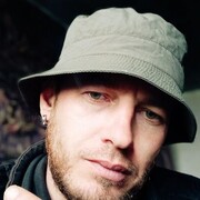  ,  Alex, 35