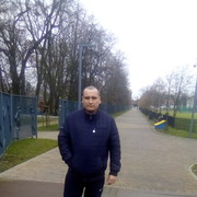  ,   Viktor, 40 ,   