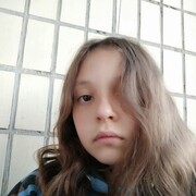  ,  Ilona, 25