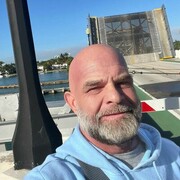  -,   Maxwell, 59 ,     , c , 