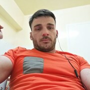  ,  Joni, 42