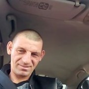  ,  Viktor, 43