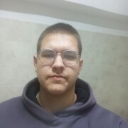  ,  Alex, 22