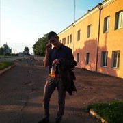  ,   Igor, 28 ,   