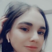  ,   Angelina, 33 ,   c 