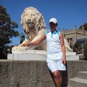  ,  Denis, 32
