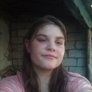   ,  Vika, 22