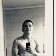  )