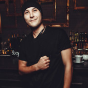  ,    Lucky, 33 ,   