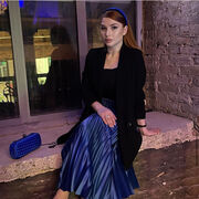  -,  Adelina, 25