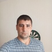  ,   Artur, 38 ,   ,   