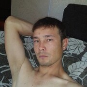  ,  Sayan, 33