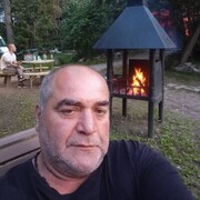  ,   Gio, 51 ,   ,   