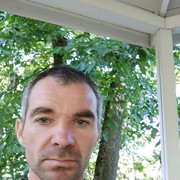  ,   Robert, 48 ,   