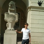  ,   Anton, 35 ,   