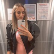  ,  lenka, 30