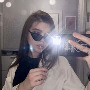  ,   Eva, 20 ,   ,   