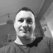  ,  Pav, 35