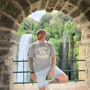  ,   Klaus, 40 ,   ,   