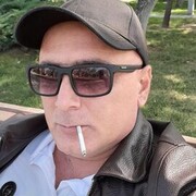  ,  Elsan, 29