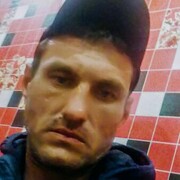 ,  Aleksej, 33