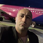  ,   David, 39 ,   ,   