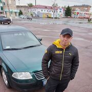  ,  Alex, 29