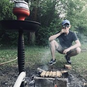  ,   Zhenek, 26 ,   ,   , c 