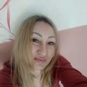  ,   Elvira, 52 ,   c 