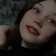  ,  Ksenia, 19