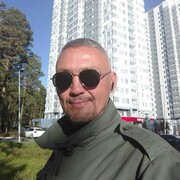  ,   Maks, 47 ,     , c 