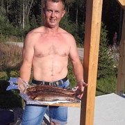  ,  Alex, 47