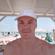  ,   Denis, 35 ,   ,   , c 