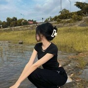  , 