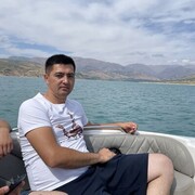  ,  Jony, 25