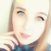  ,  Alena, 28